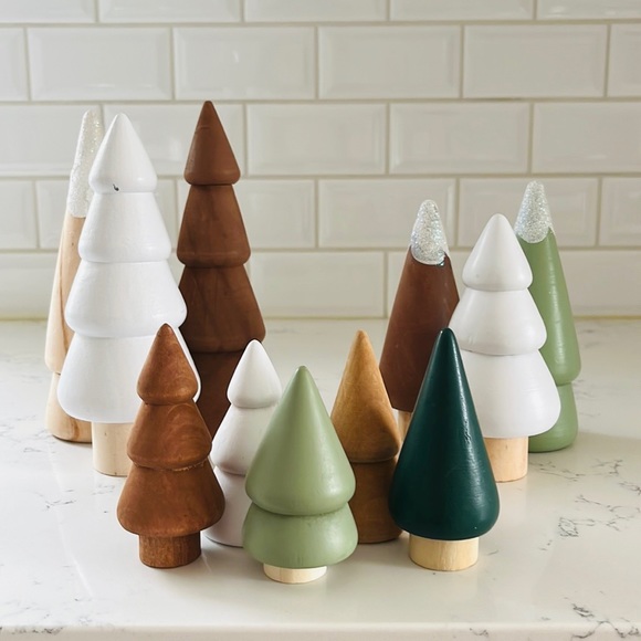 Target Bullseye’s Wood Mini Christmas Trees - Picture 16 of 16